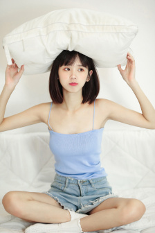 YY111111少妇影院里无码
